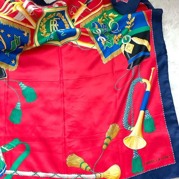 Daniel La Foret Designer Silk Scarf - Picture 14 of 16